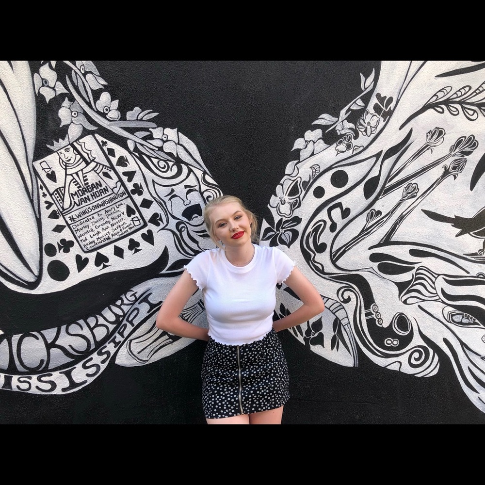 Meet your Posher, Madison